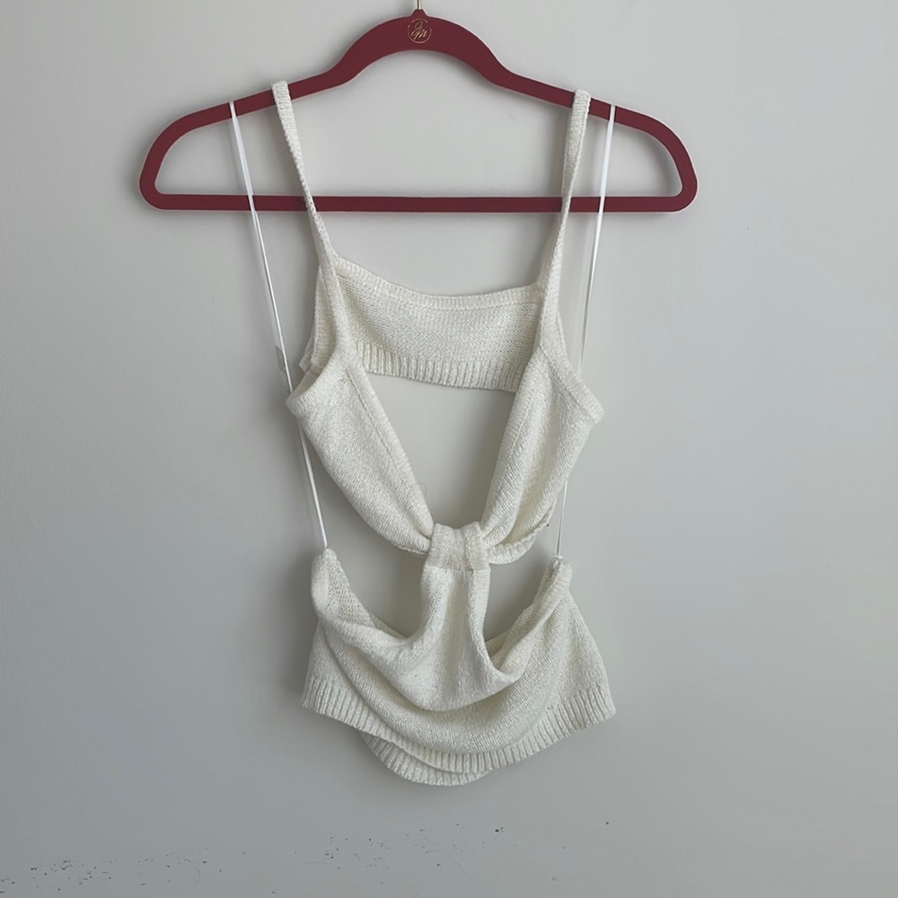 Cream cut out top